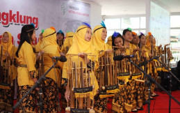 Peringati Hari Angklung Sedunia, Astra Honda Motor Kembali Gelar Pasanggiri Angklung