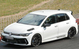 Volkswagen Golf R 2027 Kabarnya Akan Menggunakan Mesin 5 Silinder Audi RS3, Intip Bocorannya