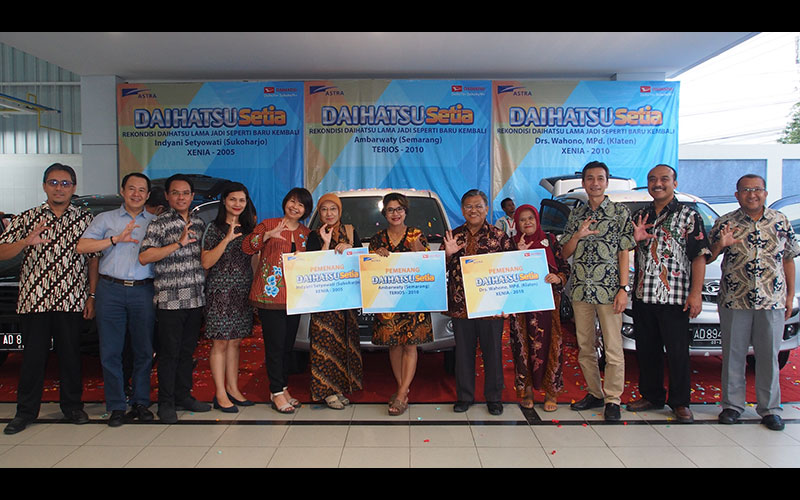 Daihatsu Serahkan 3 Unit Mobil Rekondisi di Yogyakarta