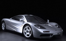 McLaren F1 dengan Kondisi Terbaik akan Dilelang