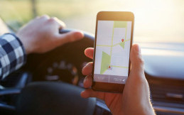 Menhub Dukung Larangan Menggunakan GPS di Ponsel Saat mengemudi