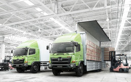 Mesin Truk Hino Siap Konsumsi Biodiesel B20 