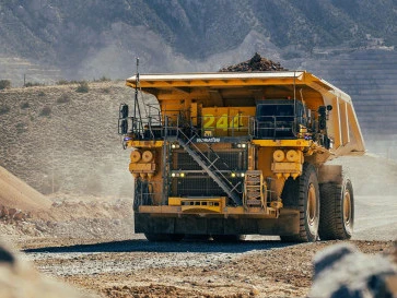 B50 Bikin Komponen Mesin Rontok? Ini Jawaban Tegas Komatsu dan United Tractors!