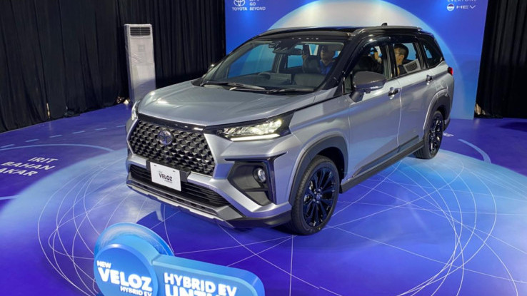 Daftar dan Harga Mobil Hybrid Terbaru di Indonesia Tahun 2025