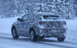 Uji Coba Ekstrem BMW X2 di Daerah Bersalju