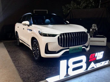 Toyota Fortuner VS Jaecoo J8: Pilih Ketangguhan Lokal atau Kemewahan Radikal?