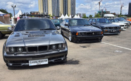 Galeri Mobil-Mobil yang Mejeng di Auto Kultur Festival 2022