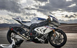 Motor Sport BMW Ini Tidak Akan Dijual di Indonesia