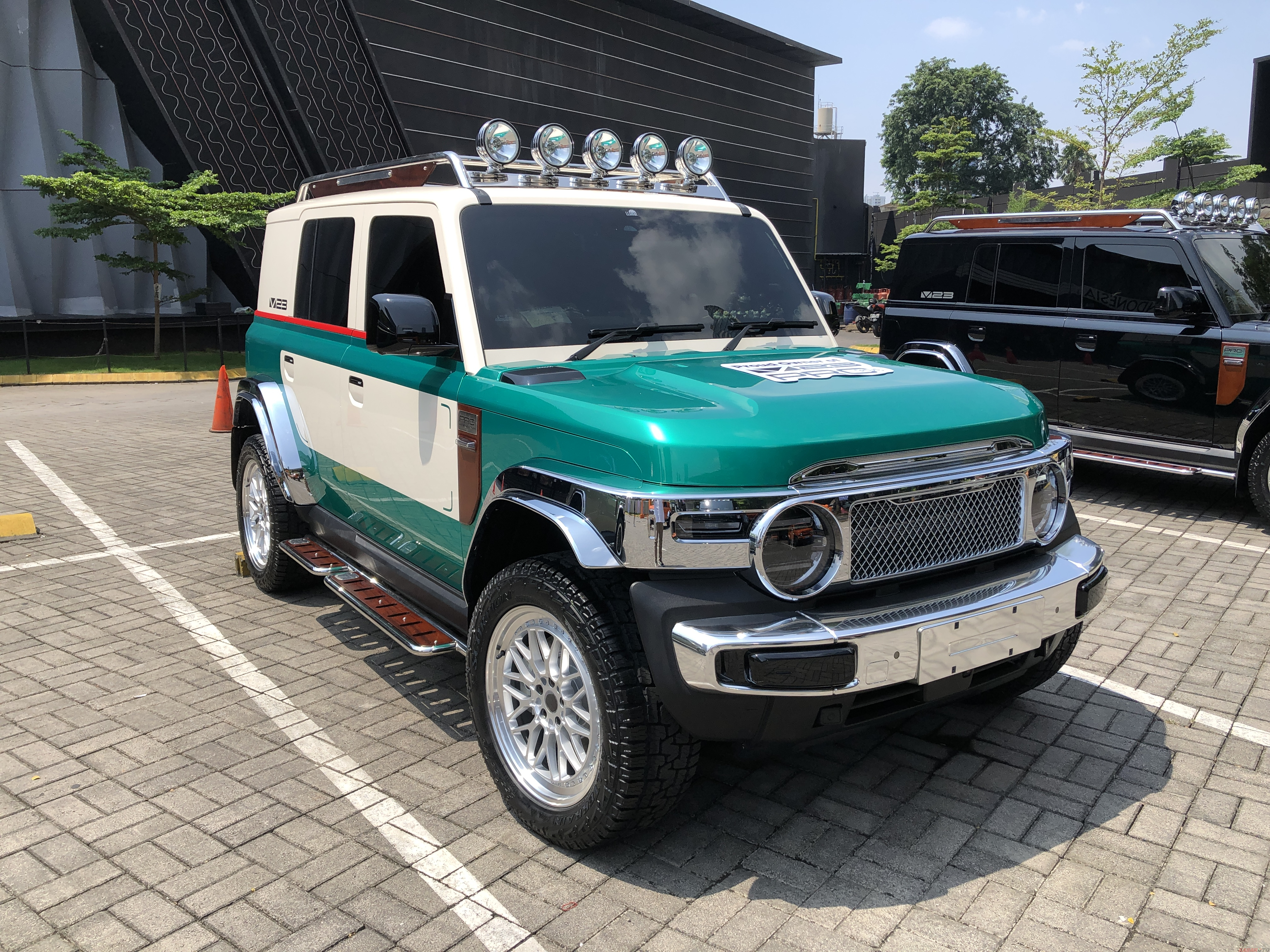 Perbedaan iCAR V23 Pro Plus Collector Series dengan iCAR V23 Versi Standar