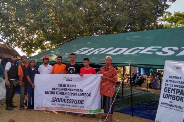 Bridgestone Salurkan Rp 200 Juta Untuk Korban Gempa Bumi Lombok