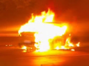 Jetour T2 Terbakar Setelah Ditabrak BMW dari Belakang, Ini Kata Pabrikan