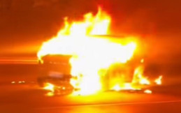 Jetour T2 Terbakar Setelah Ditabrak BMW dari Belakang, Ini Kata Pabrikan