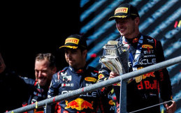 Astaga, Trofi Grand Prix Belgia Milik Red Bull Racing Rusak 