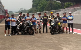 Onesixeight Racing Team Gandeng Rey Ratukore Berlaga di Motocross dan Supermoto
