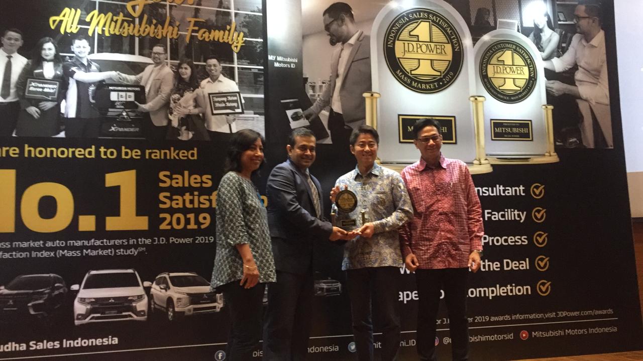 Mitsubishi Kembali Raih Sales Satisfaction Index J.D. Power 2019 