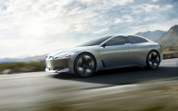 BMW i4, Menikmati Grand Coupe Mewah Bertenaga Listrik
