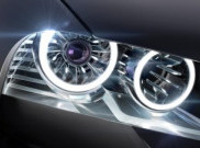 Tips Pilih Lampu Mobil yang Aman 