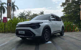 Profil Kia Carens 1.5L IVT 6-Seaters