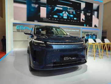 PHEV Jadi Langkah Awal Elektrifikasi Kendaraan di Indonesia, Ini Alasannya