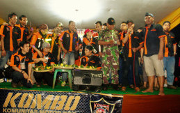 Suka Cita Bikers di Anniversary Kombo Depok ke 3