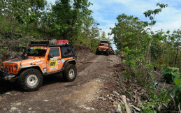 Tim Mopar Badak Taklukkan Jalur Ekstrem IOX 2017 Tana Toraja 