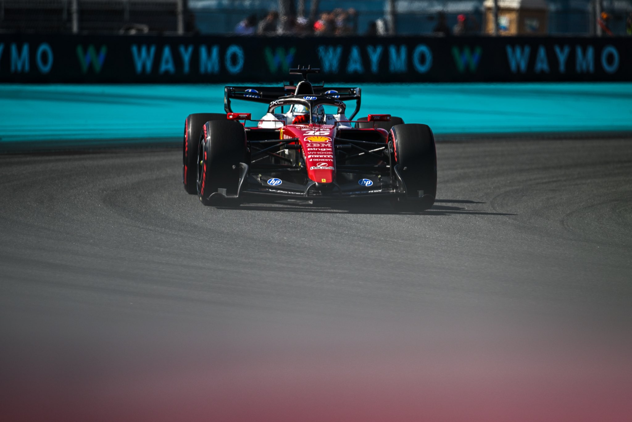 Target Scuderia Ferrari di F1 Miami 2026, Incar Podium Utama