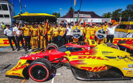 Alex Palou Bawa Honda Jadi Juara Dunia Balap IndyCar Series 2025