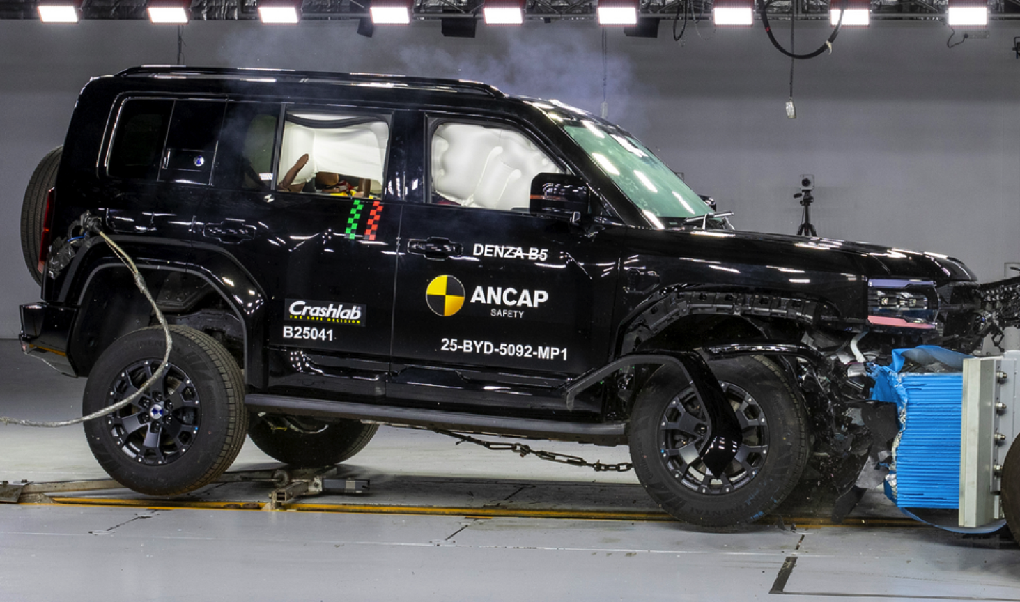 Denza B5 Raih Bintang 5 Uji Tabrak ANCAP, Skor Salah Satu Kategorinya 95 Persen