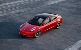 Tesla Model 3 Ditarik Kembali Karena Fitur Mode Track