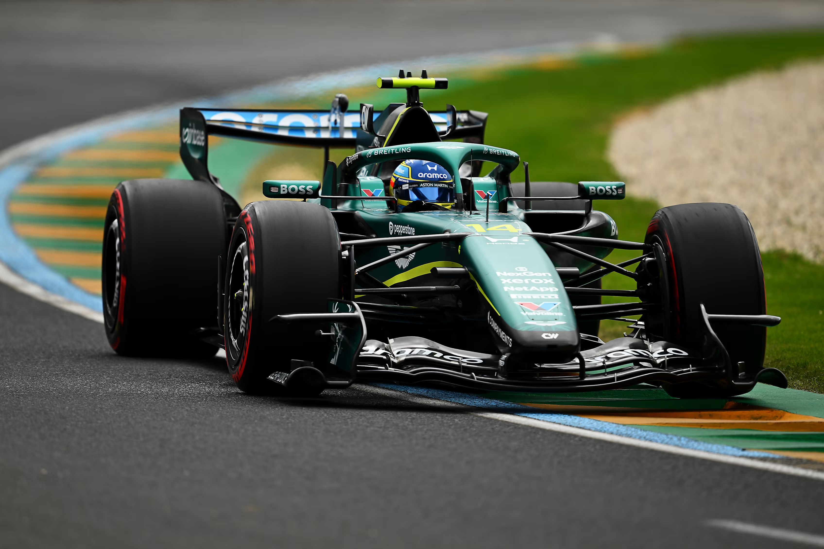 Aston Martin Bertekad untuk Meningkatkan Performa Fernando Alonso