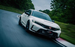 All New Honda Civic Type R Telah Pecahkan Dua Rekor Mobil FWD Tercepat