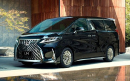 Gokil! Hotman Paris Pamer MPV Mewah Lexus LM 350