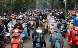 Moca Vespa Ajak Bikers Serbu Mall di Pusat Tangerang, Ada Apa?