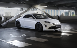Alpine A110 EV Segera Debut di 2026, Bobotnya Lebih Ringan dari Porsche 718 Cayman Electric