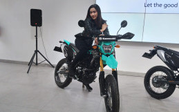 Resmi Diluncurkan, Kawasaki New KLX150SM Dibanderol Rp36,9 Juta