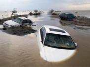 Mobil Terendam Banjir, Ini yang Harus Dilakukan