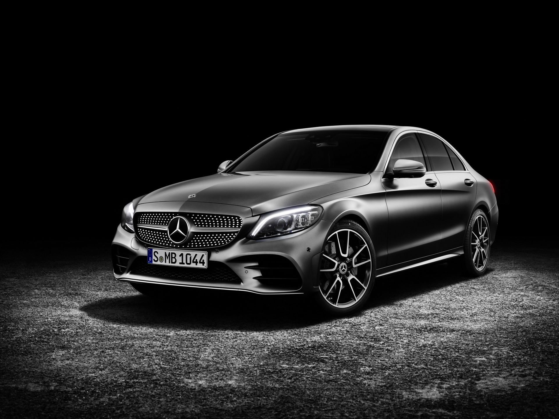 Mercedes Tarik 600 Ribu Lebih Kendaraan Diesel karena Masalah Ini?