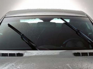Atasi Suara Decit Wiper Mobil Dengan Cara Ini
