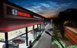 HPM Resmikan Dealer Honda Royal Wiyung di kota Surabaya