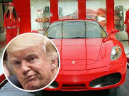 Mobil Ferrari Donald Trump Terjual Murah