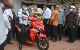 Motor Listrik Gesits Jadi Kendaraan Operasional di Aceh