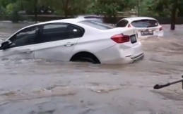 Kendaraan Terendam Banjir? Ini Langkah Awal Yang Harus Dilakukan