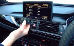 Kebiasaan Buruk Pengemudi yang Bikin Head Unit Mobil Cepat Rusak