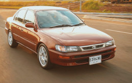 Review Mobil Bekas: Toyota Great Corolla AE101 Tahun 1994, Nyaman, Irit, dan Tangguh