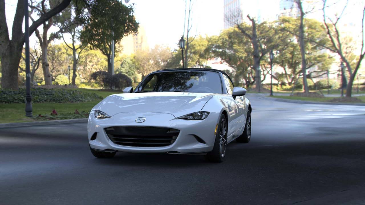 Mazda MX-5 Miata Generasi Terbaru Siap Adopsi Teknologi Hybrid dan Bahan Bakar Sintetis