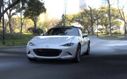 Mazda MX-5 Miata Generasi Terbaru Siap Adopsi Teknologi Hybrid dan Bahan Bakar Sintetis