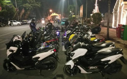 Ramadan Berbagi, Komunitas Yamaha NMax Serang Sebar Takjil