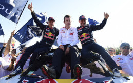 Peterhansel Juara Reli Dakar, Peugeot Dominan