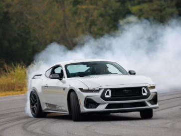 Resmi Meluncur, Ford Mustang EcoBoost RTR 2026 Disematkan Teknologi Anti-Lag Le Mans