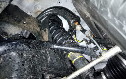 Dipakai Jalan Jauh Saat Tahun Baru, Suspensi Mobil Harus Diperiksa